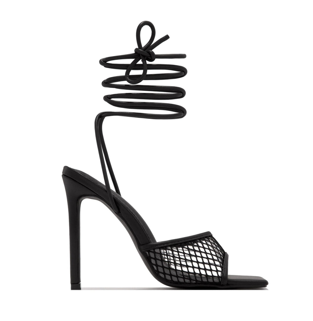 Pumps with a pointed design – Céleste-Black-3-State of Style