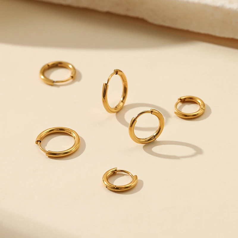 Refined Hoop Earrings - Sophia-Gold-8mm-State of Style