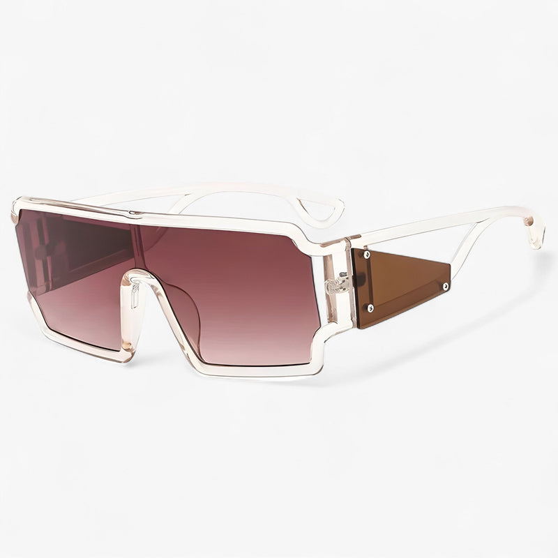 Retro sunglasses with classic chic - Solenne-Green-State of Style