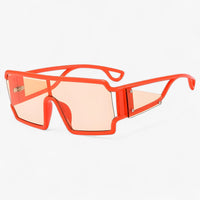 Retro sunglasses with classic chic - Solenne-Red-State of Style