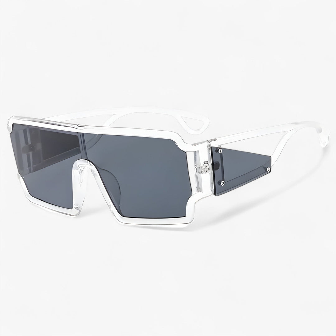 Retro sunglasses with classic chic - Solenne-White-State of Style