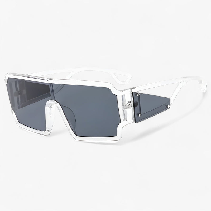 Retro sunglasses with classic chic - Solenne-White-State of Style