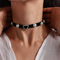 Royal Round Velvet Choker Necklace-Butterfly-State of Style