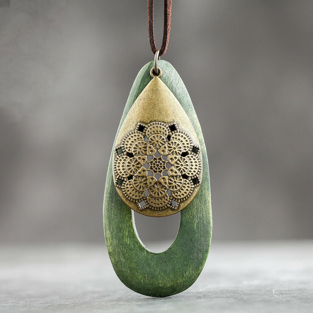 Bohemian Oval Wood Necklace | Natural Charm | Eco-Friendly