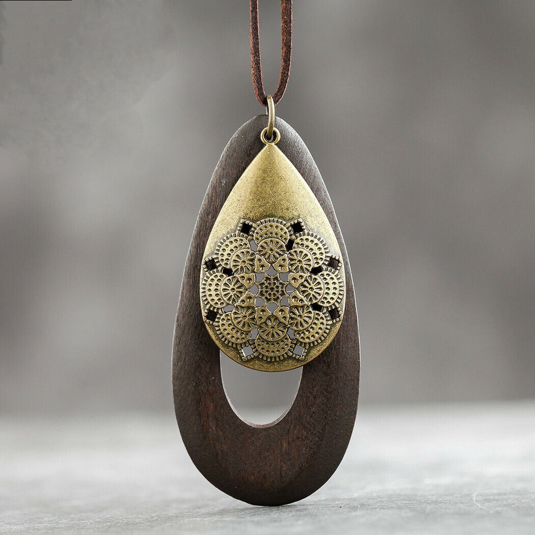 Bohemian Oval Wood Necklace | Natural Charm | Eco-Friendly