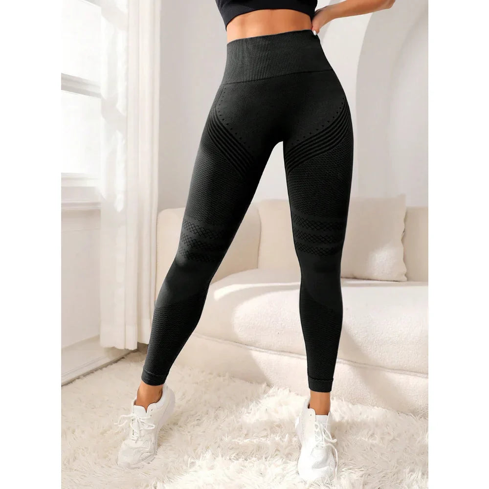 Seamless Booty-Lifting Leggings – Sienna-Black-S-State of Style