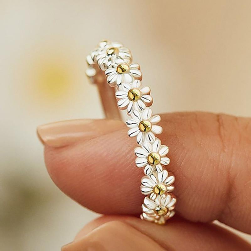 Silver Flower Ring - Aylin-State of Style