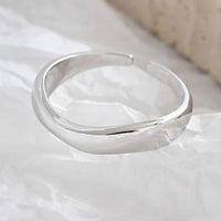 Silver Minimalist Wave Ring | Elegant Jewellery-GOLD-State of Style
