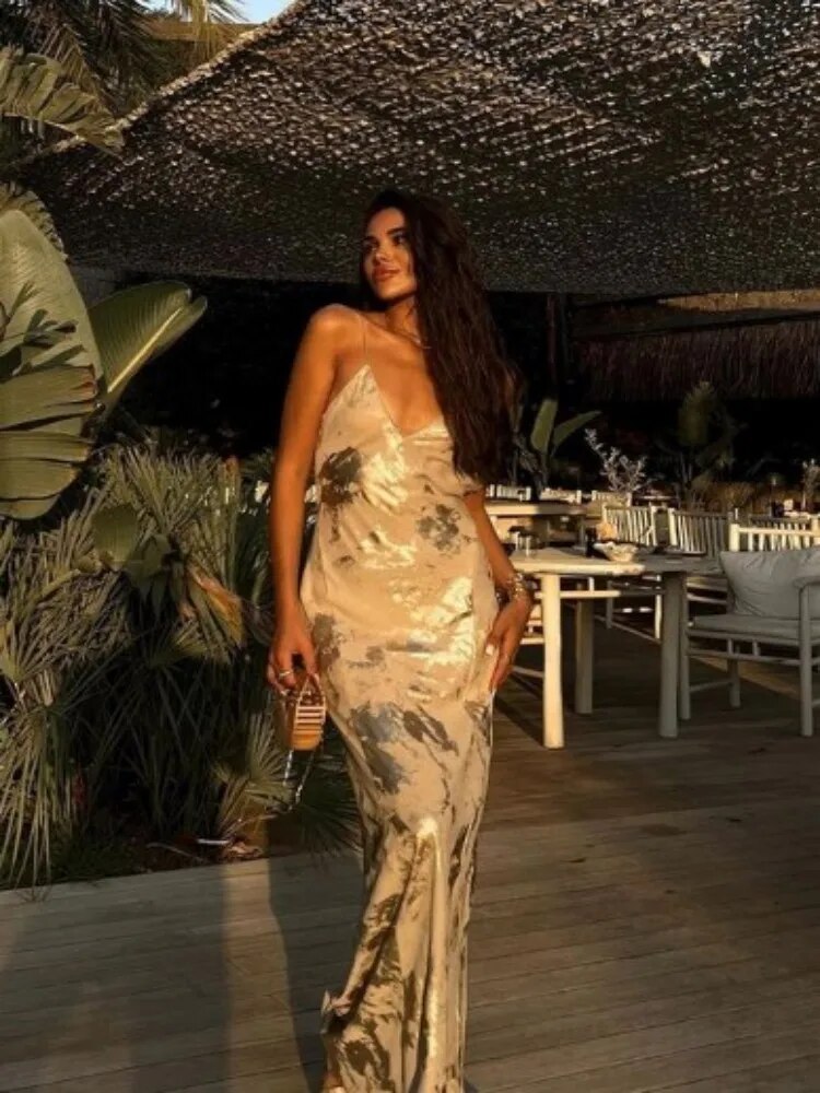 Sleeveless Summer Dress with Deep V-Neck – Selene-S-State of Style