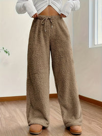 Soft Teddy Sherpa Lounge Pants for Ladies – Noémie-Brown-S-State of Style