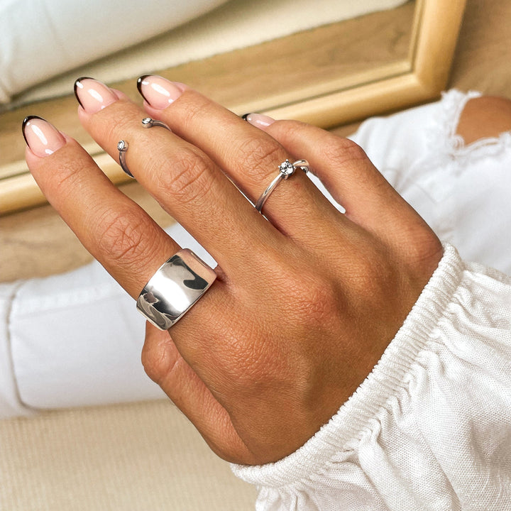 Solitaire Zirconia Ring – Elena-Silver-5-State of Style