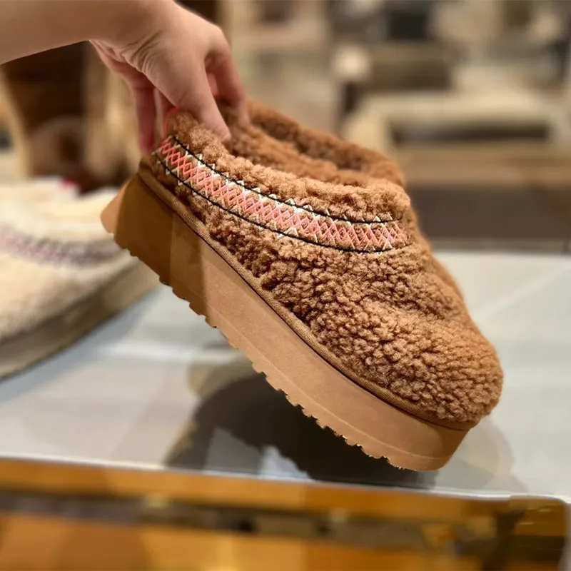 Sonia Slippers | Stylish and Warm-Khaki-4.5-State of Style