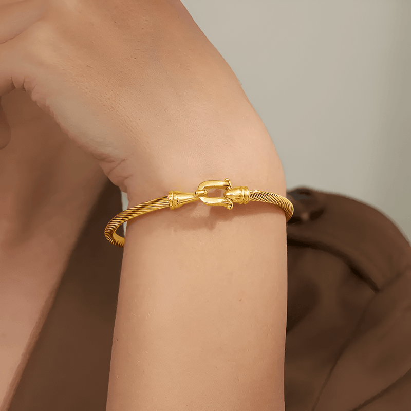 Splash Bracelet with Holiday Flair - Eliana-State of Style