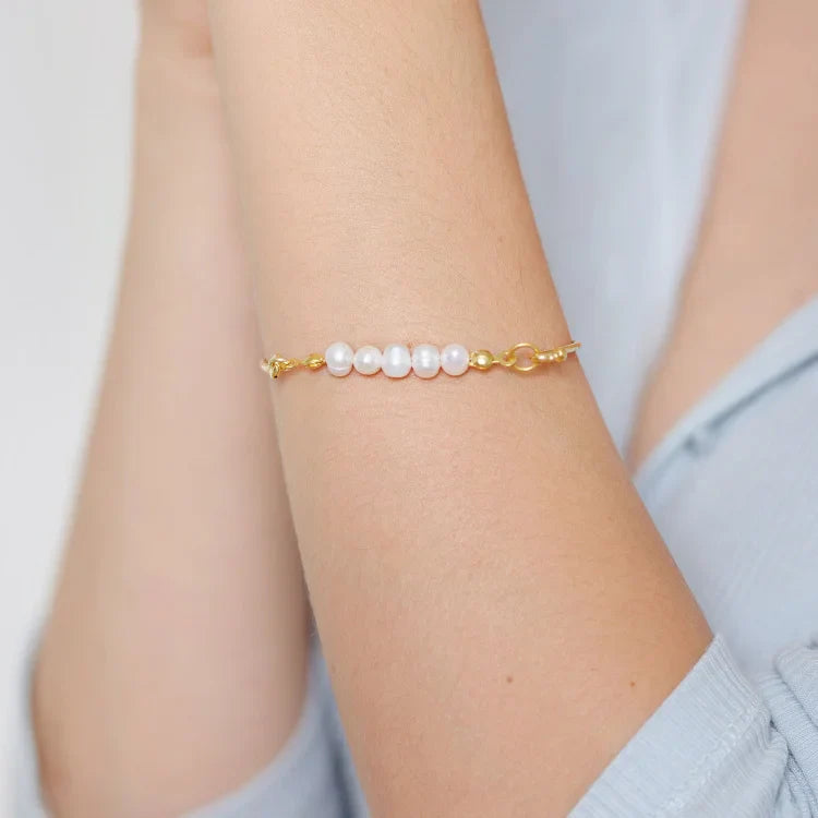 Stylish Bracelet with Delicate Pearls – Selina-Gold-State of Style