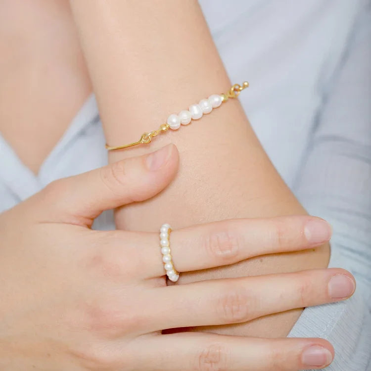 Stylish Bracelet with Delicate Pearls – Selina-Gold-State of Style