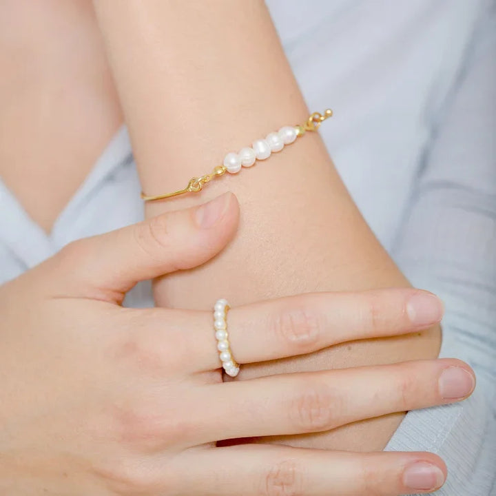 Stylish Bracelet with Delicate Pearls – Selina-Gold-State of Style