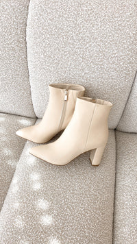 Stylish Casual Ankle Boots – Elonette-Brown-4.5-State of Style