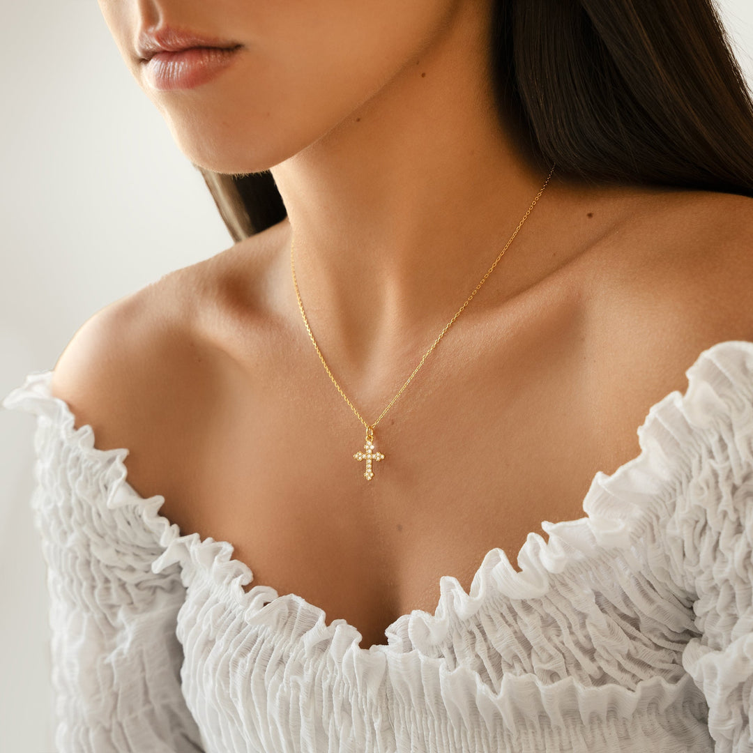 Stylish Cross Pendant Necklace – Clémence-Gold-State of Style