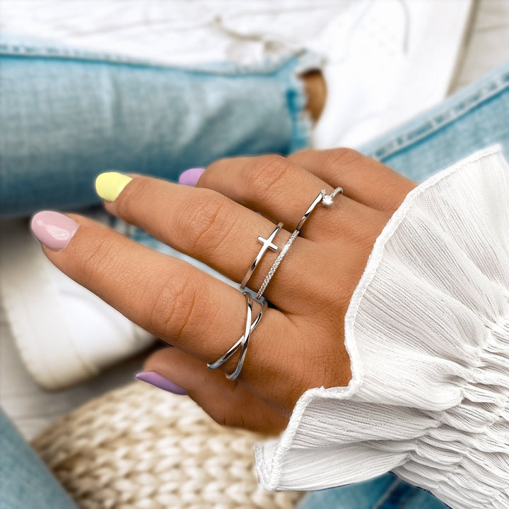 Stylish Double Cross Ring – Calindra-Gold-5-State of Style