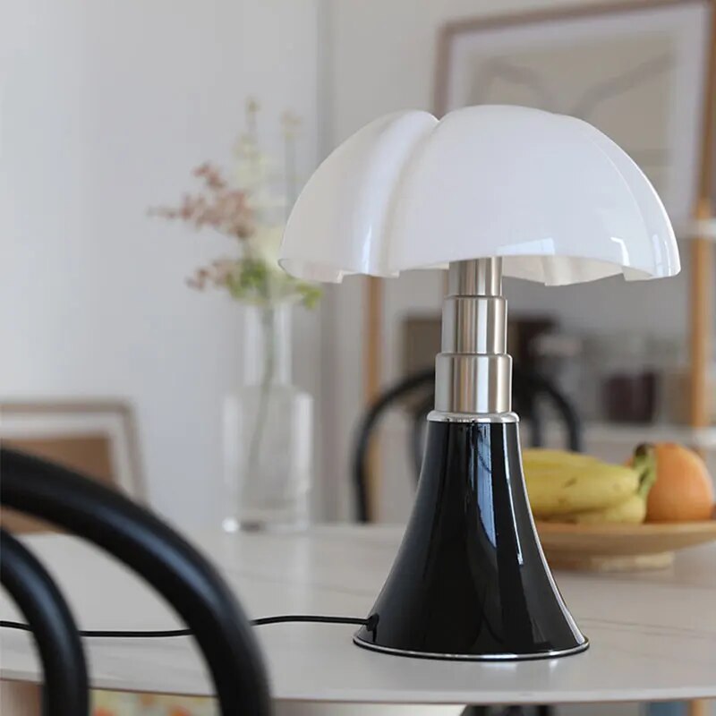 Stylish Flower Table Lamp – Fleur-Black-State of Style
