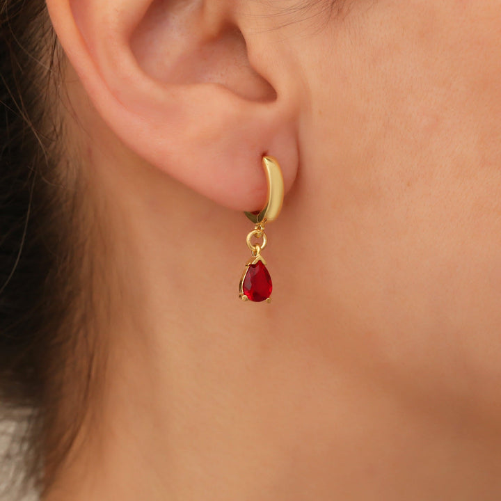 Stylish Garnet Birthstone Jewellery Set - Liora-Earrings-State of Style