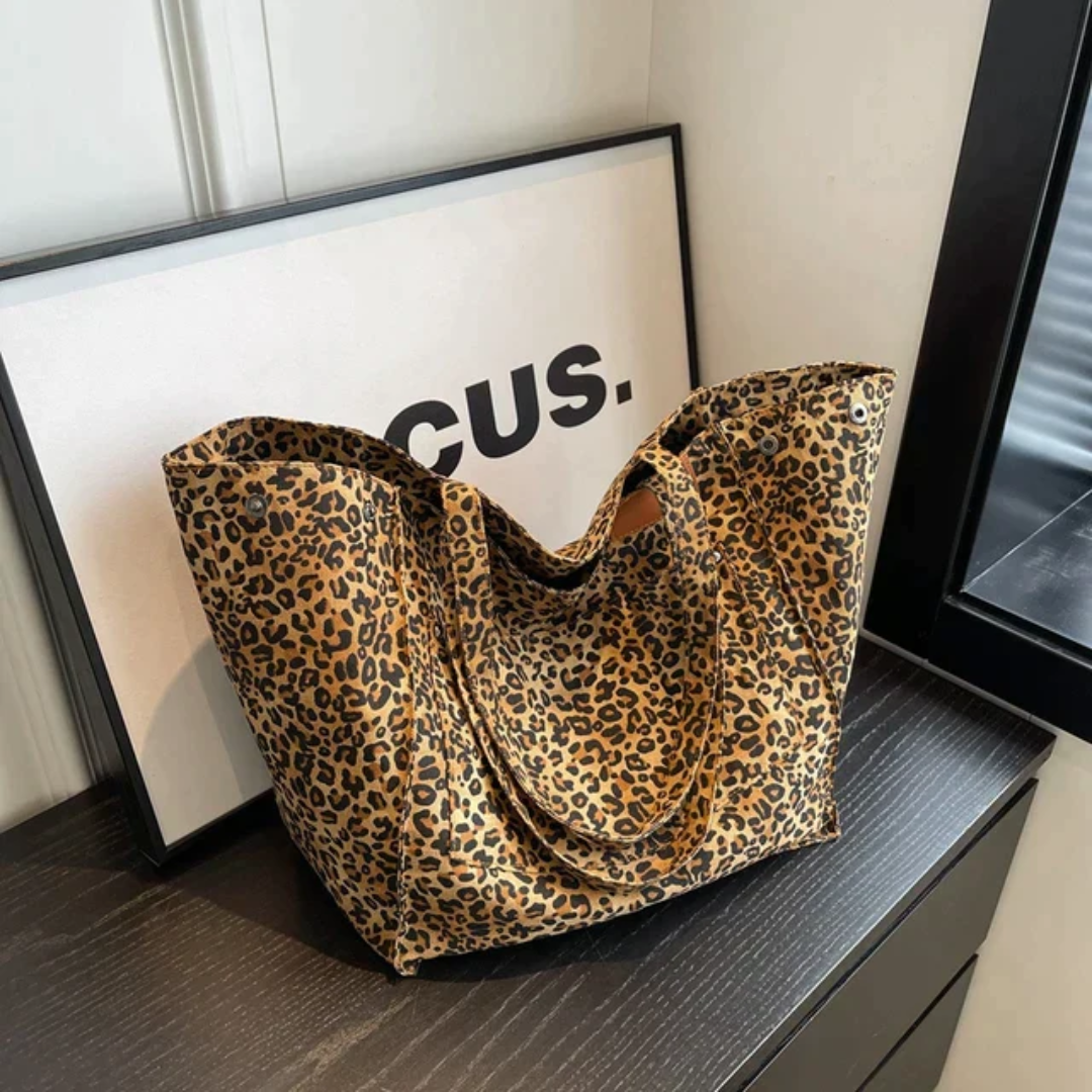 Stylish Handbag with Leopard Print - WildElegance-Black-State of Style
