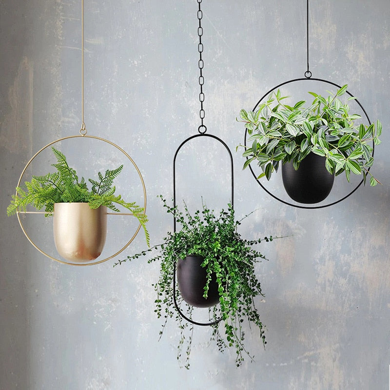 Stylish Indoor and Outdoor Plant Hanger - LeafLuxe-Round-Gold-State of Style