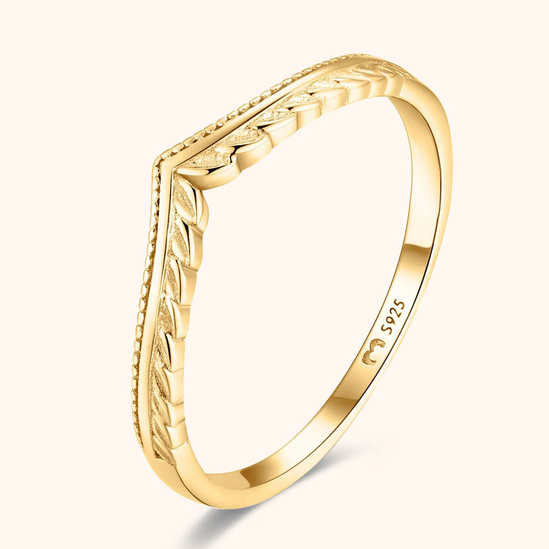 Stylish Leaf Motif Ring – Vera-Gold-5-State of Style