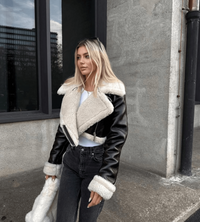 Stylish Leather Jacket with Faux Fur Collar for Cold Days – Sofia-XS-State of Style