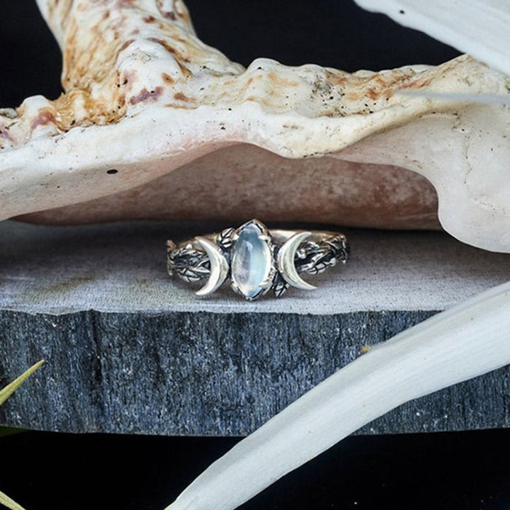 Stylish Moonstone Statement Ring - Iris-Moon-51mm-State of Style