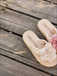 Stylish women's slippers with floral detail for summer - FlowerStep-Beige-3-State of Style
