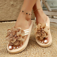 Stylish women's slippers with floral detail for summer - FlowerStep-Beige-3-State of Style