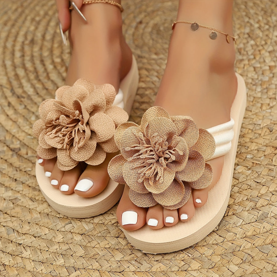 Stylish women's slippers with floral detail for summer - FlowerStep-Beige-3-State of Style