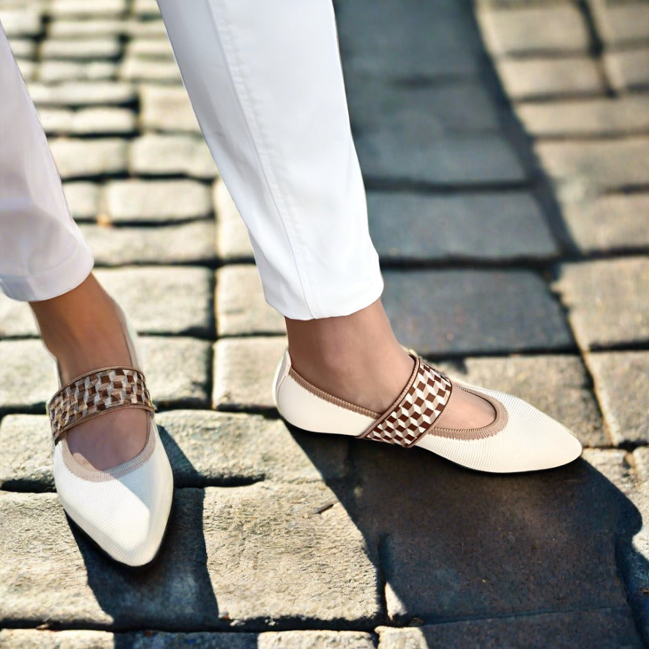 Stylish women's summer shoes with a pointed toe - Lina-3.5-Beige-State of Style