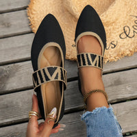 Stylish women's summer shoes with a pointed toe - Lina-3.5-Black-State of Style