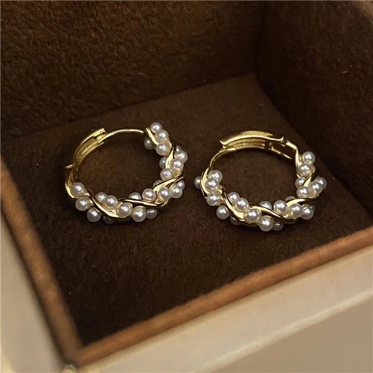 Subtle Pearl Earrings – Isla-State of Style