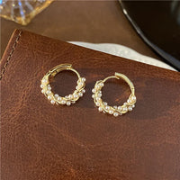 Subtle Pearl Earrings – Isla-State of Style