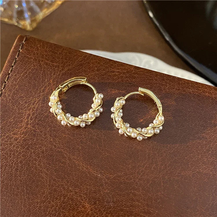 Subtle Pearl Earrings – Isla-State of Style