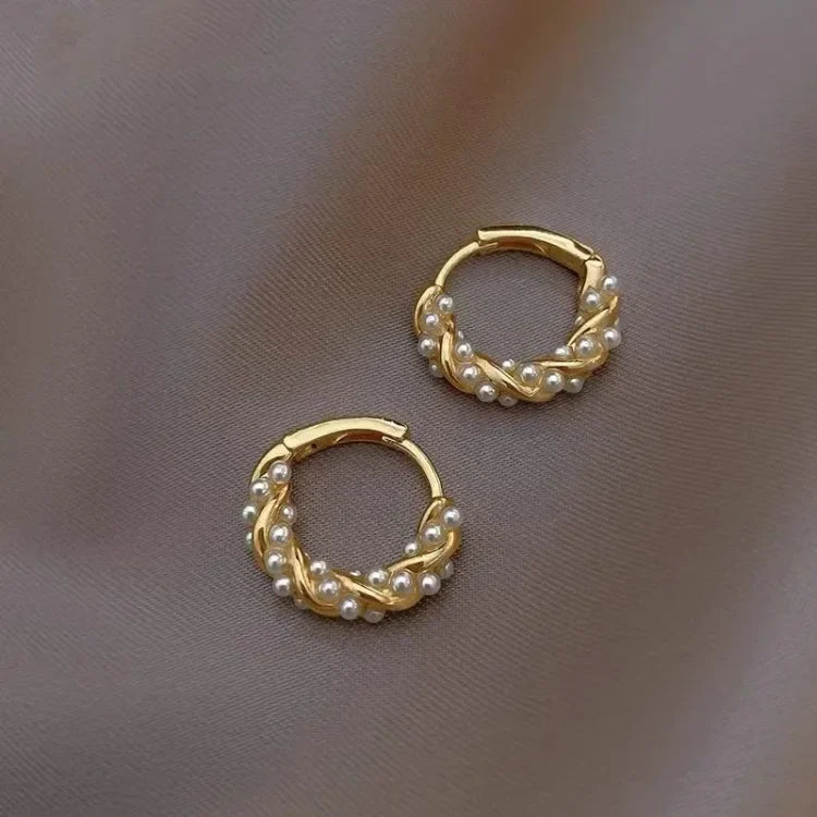 Subtle Pearl Earrings – Isla-State of Style