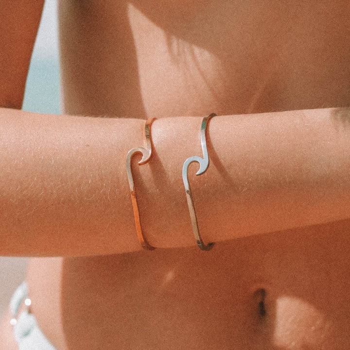 Subtle Waves Bracelet for Women - Mira-Gold-State of Style