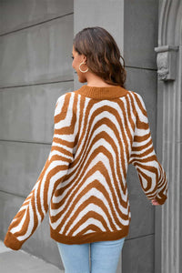 Sweater with Round Neck and Print - Azure-Light grey-S-State of Style