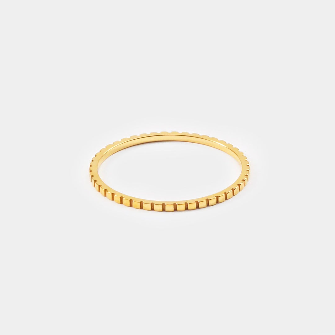 Thin Ring - Lara-Gold-5-State of Style