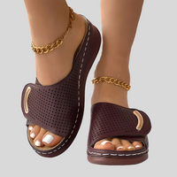 Toni – Women's Well-Fitting Shoes with Thick Velcro Strap-Burgundian-4.5-State of Style