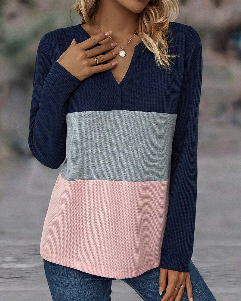 Casual Women's Sweater with Colour Block – Noëlle
