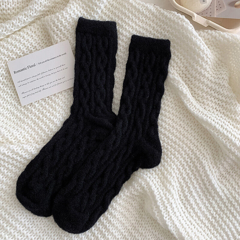 Traditional Fluffy Socks Jade – Soft, Warm & Vintage-Inspired-Black-State of Style