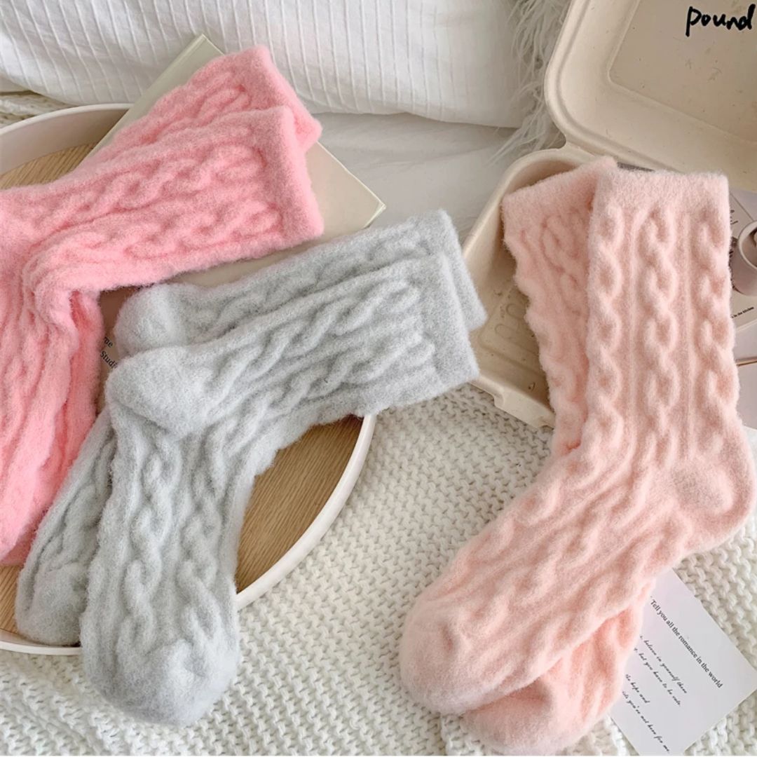 Traditional Fluffy Socks Jade – Soft, Warm & Vintage-Inspired-Pink-State of Style