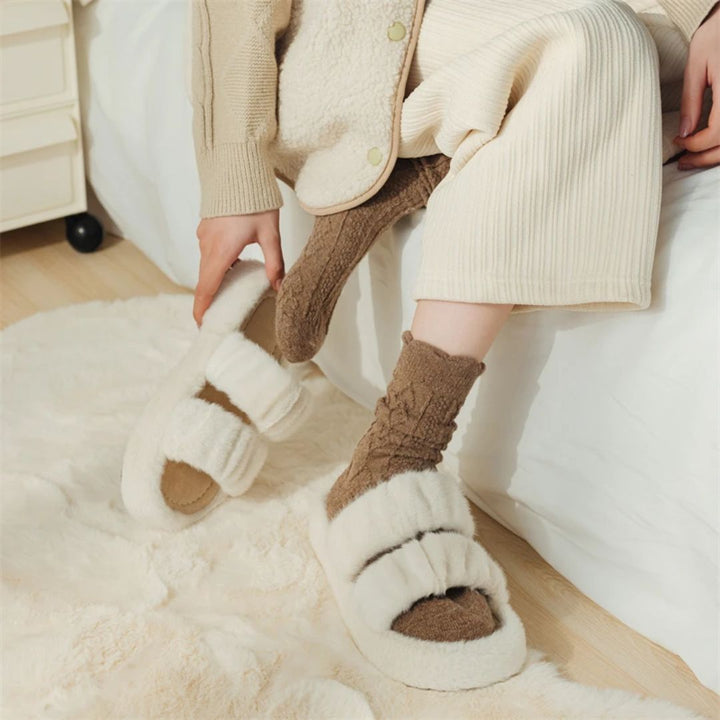 Traditional Wool Socks Cynthia – Thick, Warm & Vintage Ruffle Design-Caramel-State of Style
