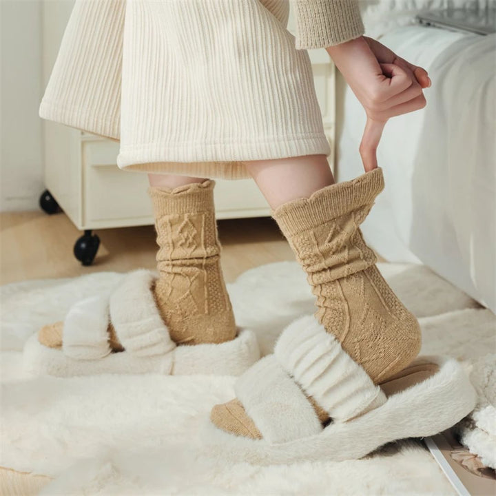Traditional Wool Socks Cynthia – Thick, Warm & Vintage Ruffle Design-Caramel-State of Style