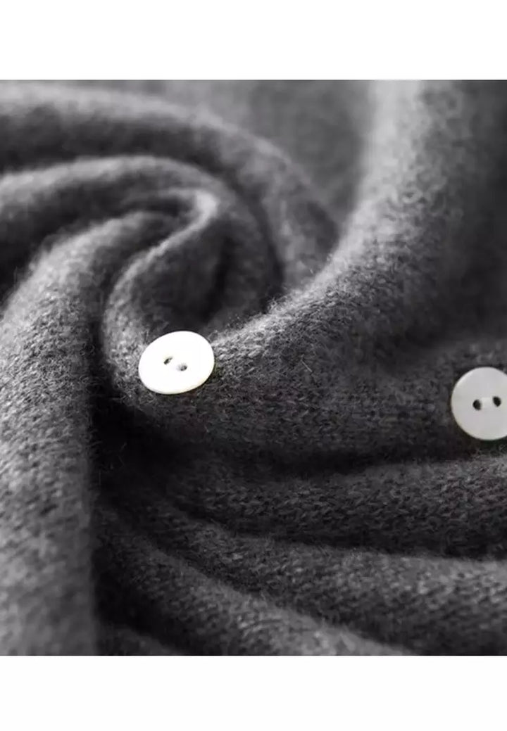 Trendy Sweater with Stylish Button Closure - Elisa-S-Grijs-State of Style