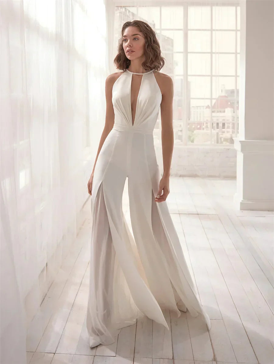 Trendy women's jumpsuit with V-neck – Noemi-S-State of Style